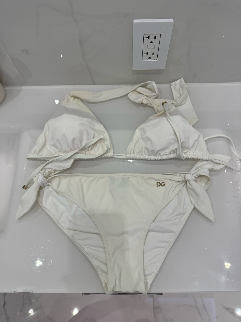 Dolce & Gabbana swimming suit, preowned condition, size M - Picture 4 of 12